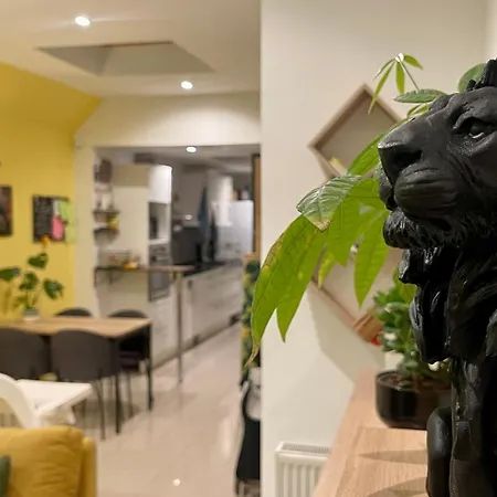 La Tropicale De - D'hotes Croix