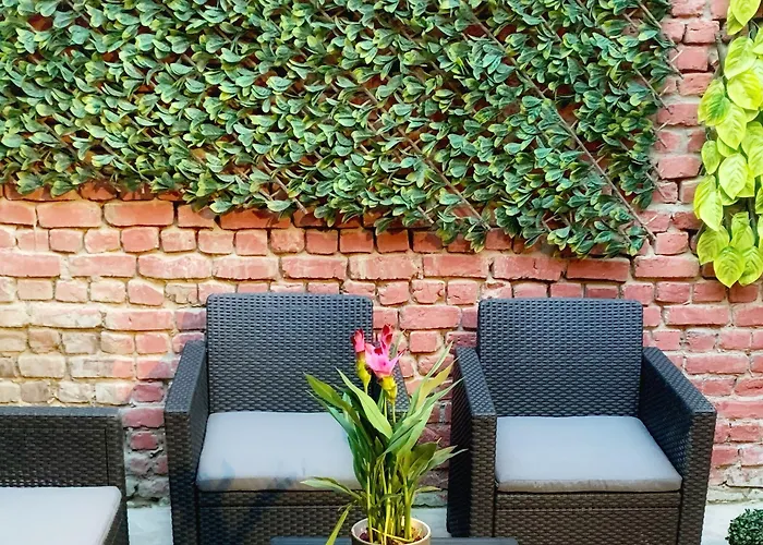 La Tropicale De - D'hotes Croix